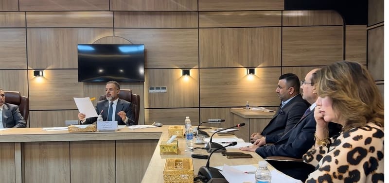 المالية النيابية تعلن اتفاقها مع وزير التخطيط على حسم موضوعي السلف والمشاريع بالمحافظات