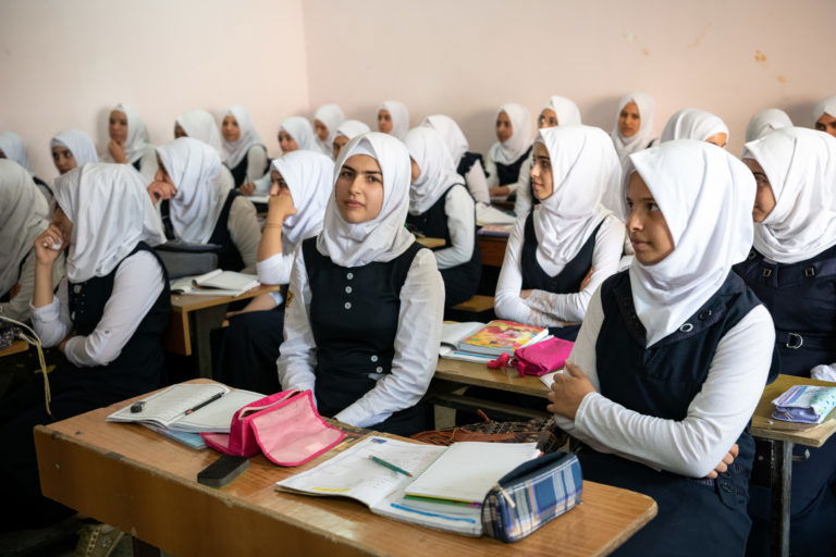 التربية تكشف عن معالجات لسد نقص الكوادر التدريسية