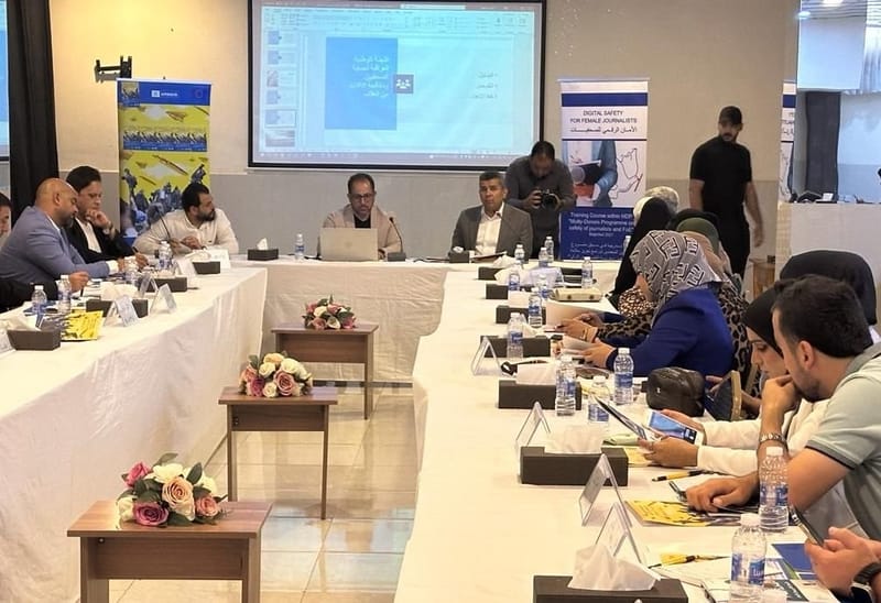 الداخلية: مكافحة الفساد ومحاربة الإرهاب لا تتم دون العمل مع الصحفيين