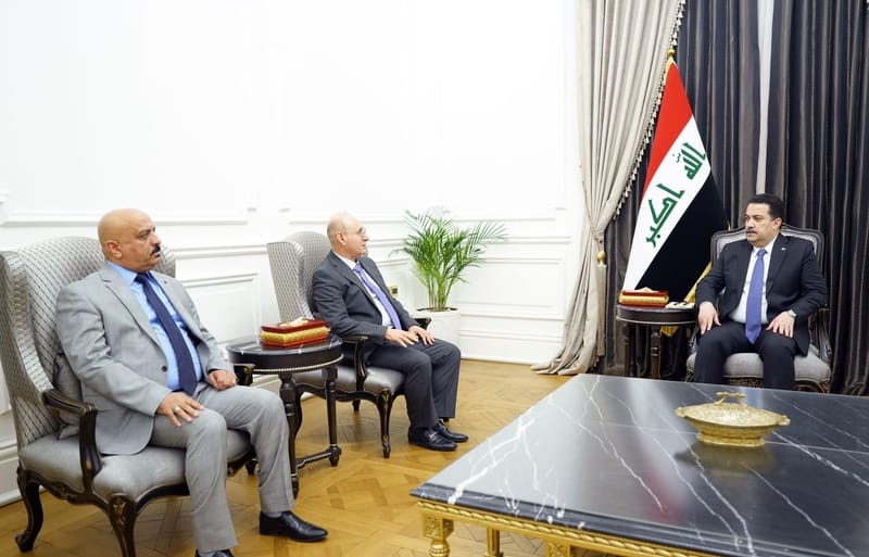 رئيس الوزراء يوجه بتذليل المعوقات المتعلقة بطلبات الموظفين وأجور المتعاقدين مع المفوضية