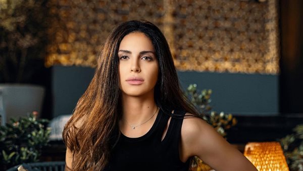 آمال ماهر تتخطى المليون مشاهدة بأغنية "أنا كويسة" على يوتيوب