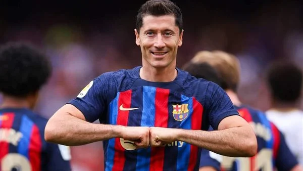 ليفاندوفسكي يطمئن جماهير برشلونة