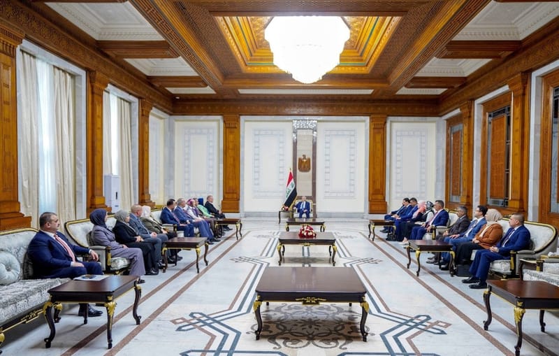 رئيس الجمهورية يؤكد أهمية إقرار القوانين ذات التماس المباشر بحياة المواطنين