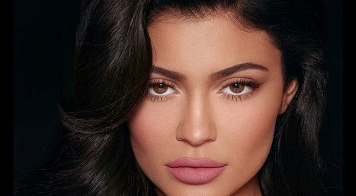 كايلي جينر تحذف علم إسرائيل