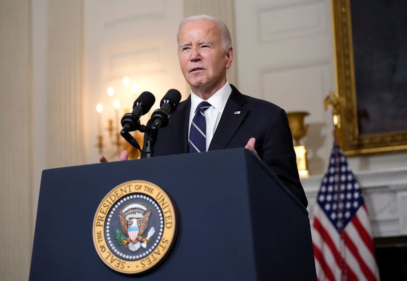 البيت الأبيض يتراجع عن تصريح بايدن بشأن "قطع رؤوس الأطفال"