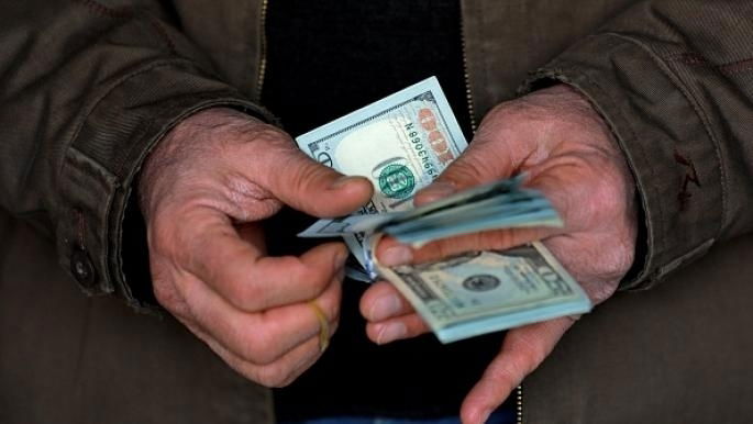 سحب للأموال وغياب للتنظيم.. تحذير من تكرار سيناريو "مصارف لبنان" في العراق