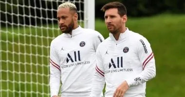 ميسي داعمًا نيمار بعد إصابته بالصليبي: الكثير من القوة