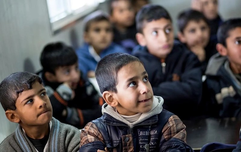 التربية تمنع تصوير التلاميذ بشكل عفوي ونشره بمواقع التواصل