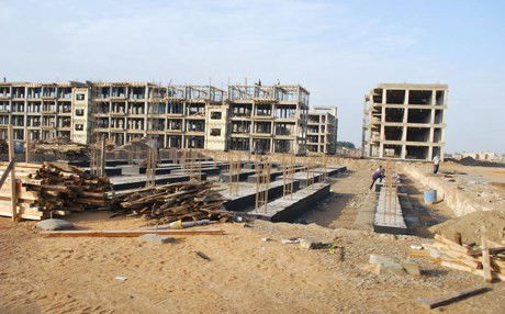 نحو 1000 مشروع متلكئ.. هل جاءت الموازنة بمعالجات؟