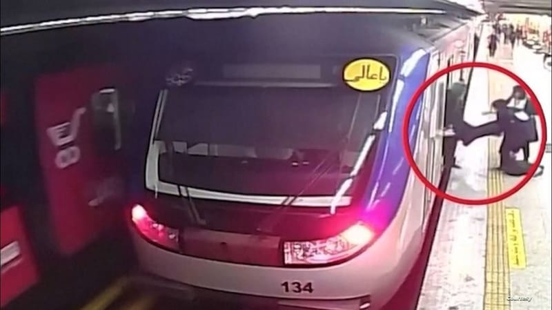 وفاة فتاة المترو الإيرانية بعد غيبوبة استمرت نحو شهر