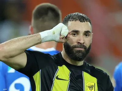 بنزيما والاتحاد مخيبان للآمال .. ماذا قالت الصحف العالمية على الخسارة أمام الشباب؟