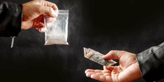 الدولار يواصل قفزاته.. و«المخدرات» تدخل على الخط