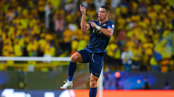 رونالدو يعمل سرا لضم حارس عالمي إلى النصر بدلا من دي خيا في يناير