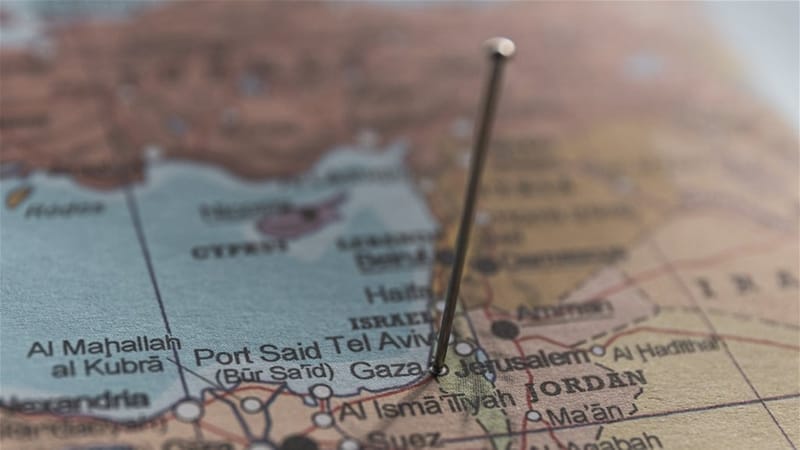 CNN طردت لامونت هيل بسببه.. قصة الشعار الفلسطيني "من النهر إلى البحر"