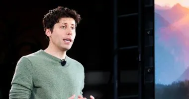 لماذا يعتبر طرد سام ألتمان من OpenAI مفيدا لجوجل والمنافسين الآخرين؟