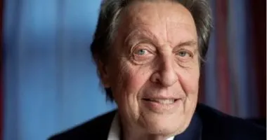 تفاصيل لقاء إيلون ماسك المؤثر بأبيه للمرة الأولى منذ 7 سنوات