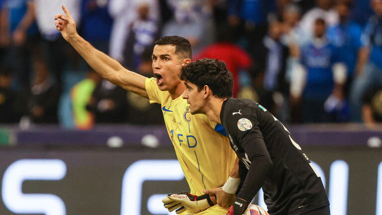 رسالة رونالدو "السرية" للاعبي النصر بعد كارثة الهلال