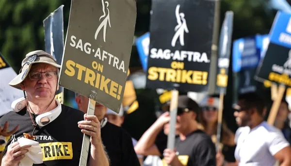 . توتر قبل تصويت على اتفاق ينهي إضراب هوليوود