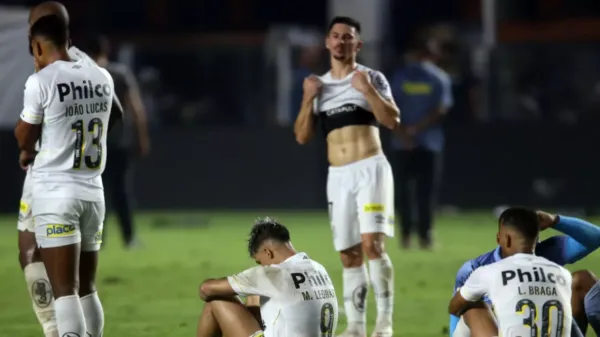 صدمة تاريخية لنيمار.. هبوط العريق سانتوس للدرجة الثانية