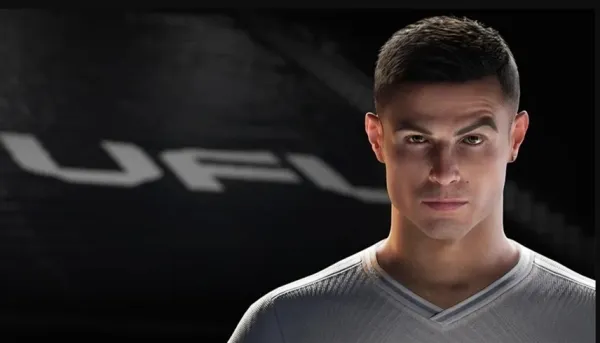 -رونالدو يدعم لعبة إلكترونية تنافس "فيفا" ..