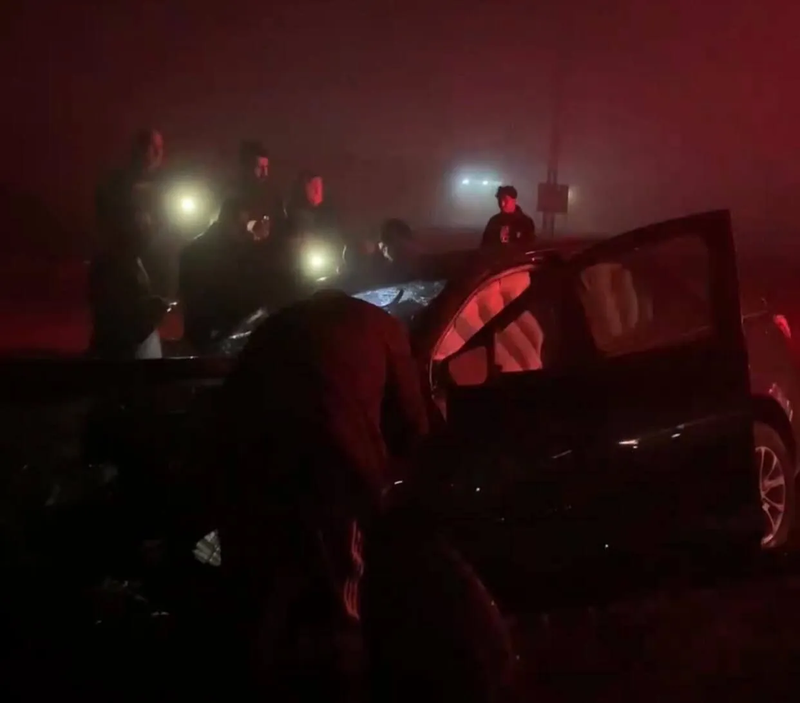 الضباب يتسبب بحادث سير على طريق كوت - بغداد