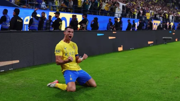 رونالدو يرفع راية التحدي قبل كلاسيكو النصر والاتحاد.. ماذا فعل؟