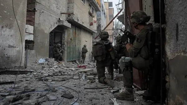 "أول من يدخل الأنفاق".. إسرائيل تستعين بالكلاب المدربة في حرب غزة