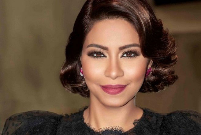 شيرين عبدالوهاب توجه إنذارا لشركة روتانا بعدم التعرض لها