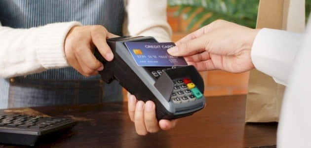 الدفع الإلكتروني.. عقبة جديدة أمام مسجّل الشركات وتسريع المعاملات