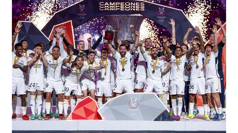 كأس السوبر الإسبانية: ريال مدريد يكتسح برشلونة 4-1 ويحرز اللقب