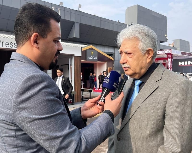 من سبعة مستشارين.. رئيس الوزراء يشكل فريقاً لدعم القطاع الصناعي