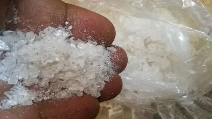 بالجرم المشهود.. الاطاحة بشبكة لتجارة المخدرات في بغداد