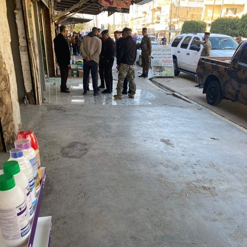 تفاصيل مقتل "صاحب محل مبيدات" وسط بعقوبة.. مسلحان فتحا النار وأردياه قتيلًا