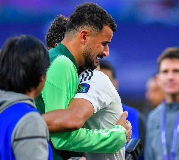 أيمن حسين.. من رحم المعاناة إلى كتابة التاريخ