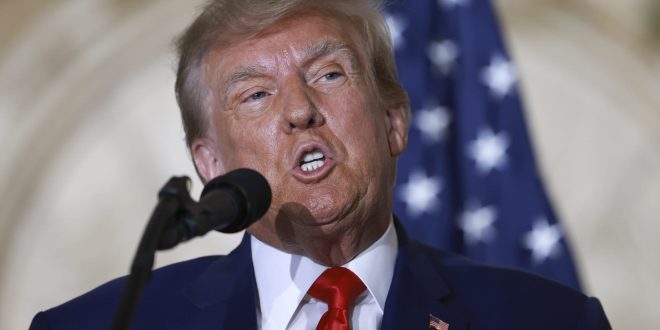 ترامب يتهم بايدن بتحويل أمريكا الى مكب لنفايات العالم