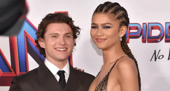 توم هولاند يكشف حقيقة انفصاله عن زيندايا