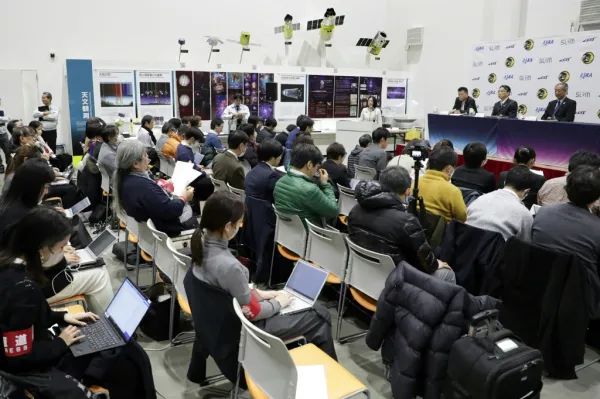 اليابان تقول "إمكانية" استعادة طاقة مركبة الهبوط على القمر