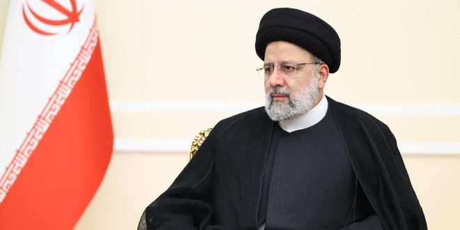 رئيسي: إيران وتركيا تسعيان لتطوير العلاقات التجارية بين البلدين