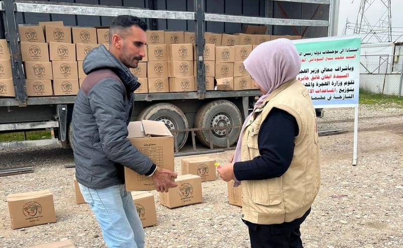 توزيع 20 ألف حصة إغاثية بين الأسر النازحة  في دهوك وأربيل