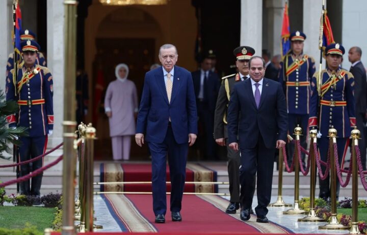 زيارة أردوغان لمصر وإنشاء محور جيوسياسي جديد في الشرق الأوسط