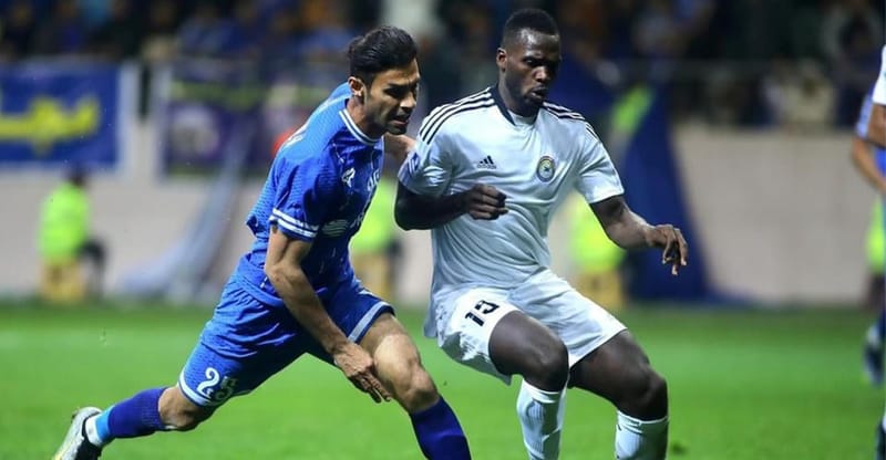 بعد انتهاء الجولة 15 من دوري نجوم العراق.. المتصدر والوصيف يحتفظان بمواقعهما رغم "التعثر"