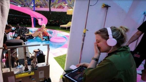 بعد تجاهل الأوسكار.. مجلة "Time" تطلق على مخرجة "Barbie" لقب "امرأة العام"