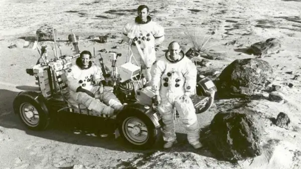 حقيقة الصورة التي أثارت ضجة عالمية.. هل كذبت علينا وكالة ناسا؟