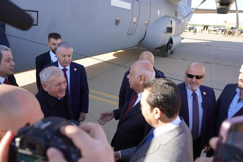 رئيس الجمهورية يصل إلى نينوى