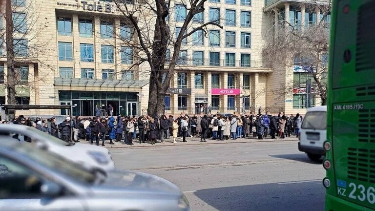 لزال بقوة 6.1 درجة يضرب كازاخستان