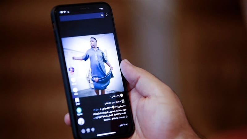 75% من العراقيين لديهم حسابات "تيك توك" ومرتبتهم الـ14 عالميًا