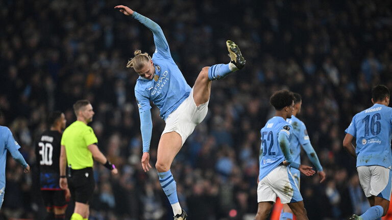 هالاند.. طار في الهواء وعادل رقم أسطورة مانشستر سيتي