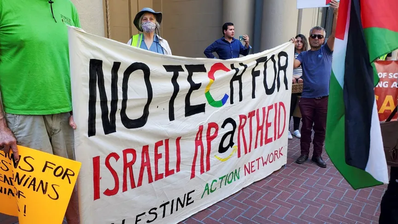 جوجل تعترف بإقالة موظف عارض التعاون مع إسرائيل