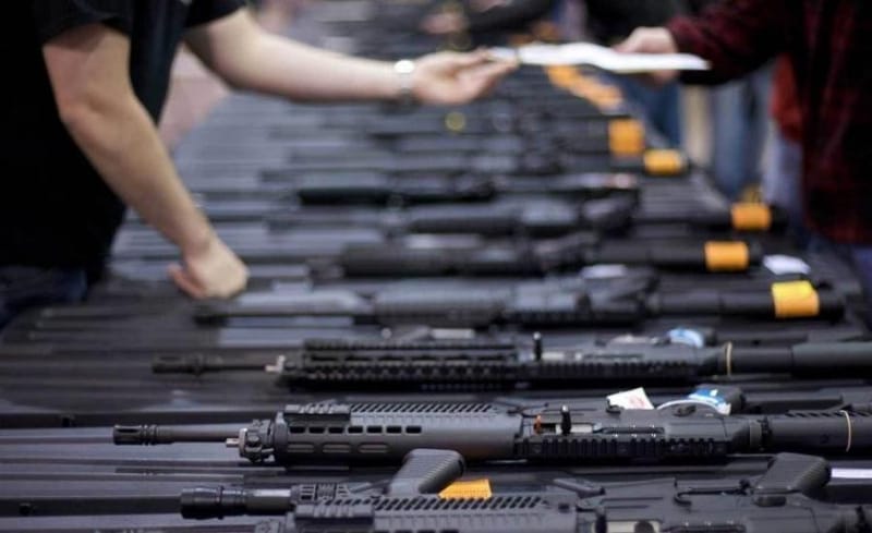 كندا توقف تصدير الأسلحة إلى  إسرائيل