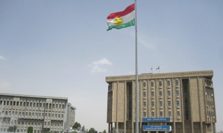 رغبة "الاتصال" تنهي حلم "الاستقلال".. بوصلة المواطن الكردي تتجه بقوة نحو بغداد